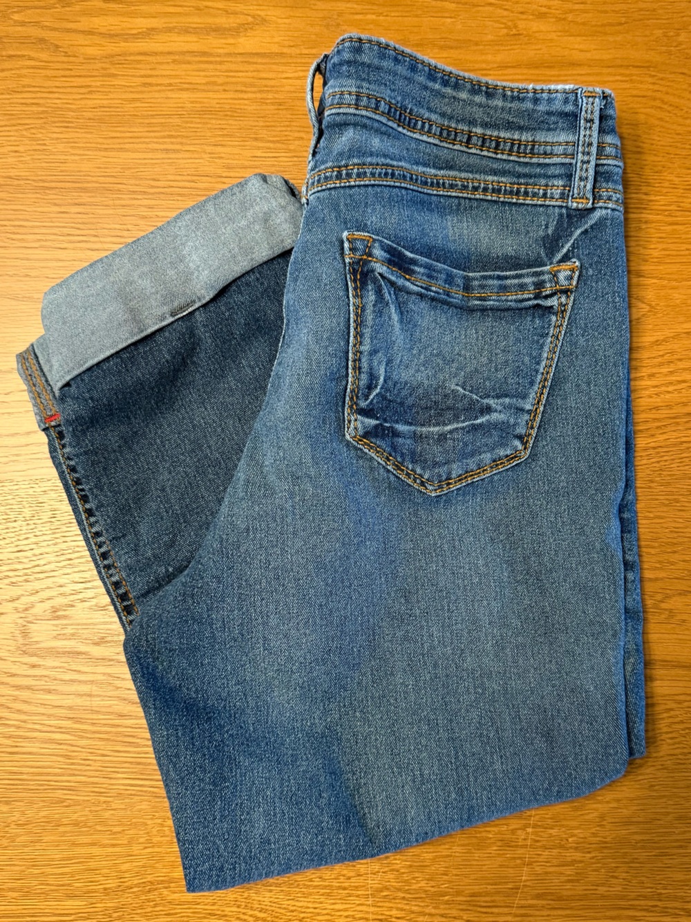 a.n.a Women's Medium Wash Cuffed Denim Capris Size 14r